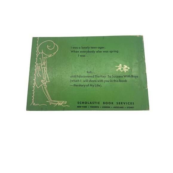 I Was a Lonely Teen-Ager 1968 Scholastic Book Carole Katchen Humor TW 727 - Picture 2 of 10